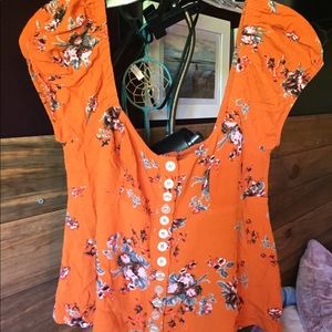 Orange puff sleeves top (reposhing)